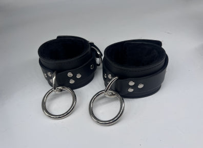 KI O-Ring Fleece Lined Cuffs